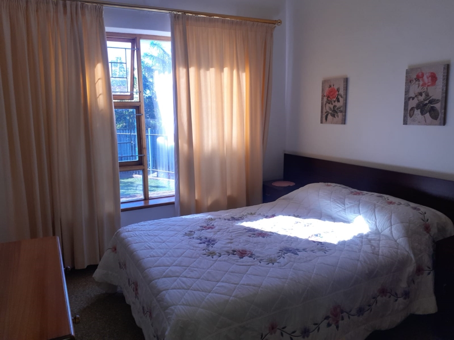 To Let 3 Bedroom Property for Rent in Wavecrest Eastern Cape